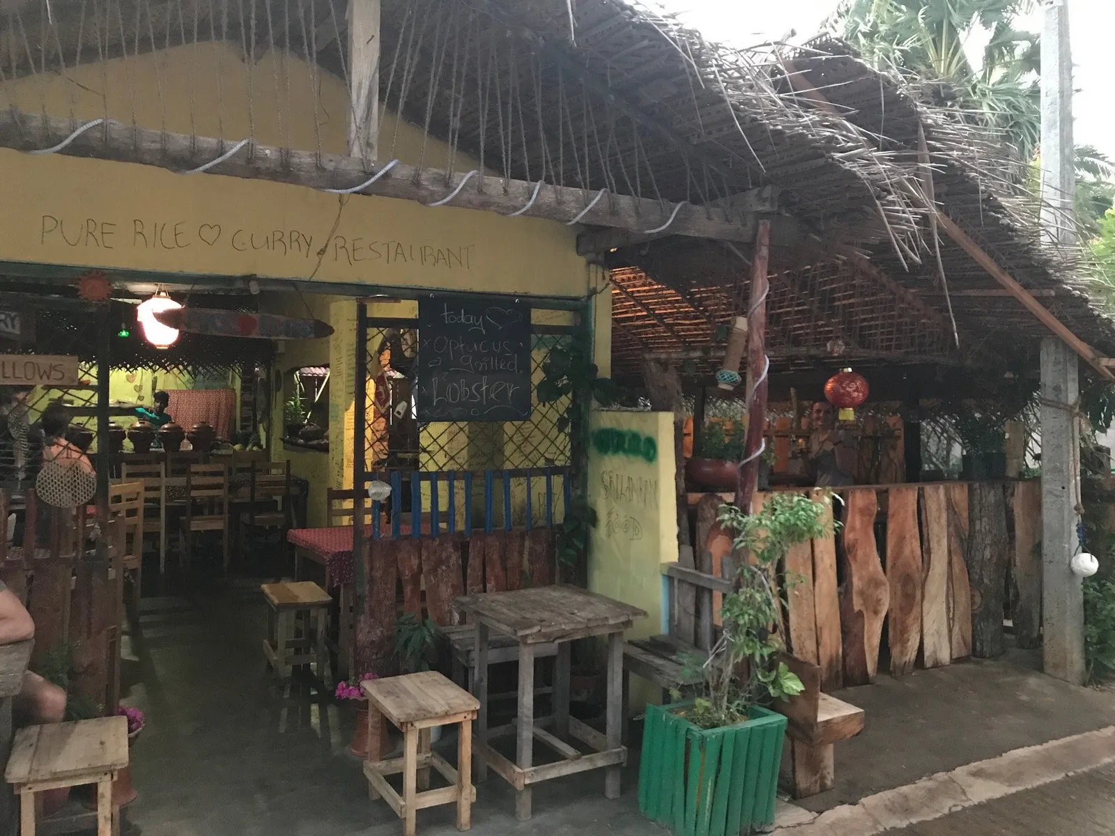 Rice 'n' Curry, Restaurant in Sri Lanka